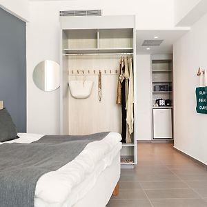 Standard Twin Room Inland View